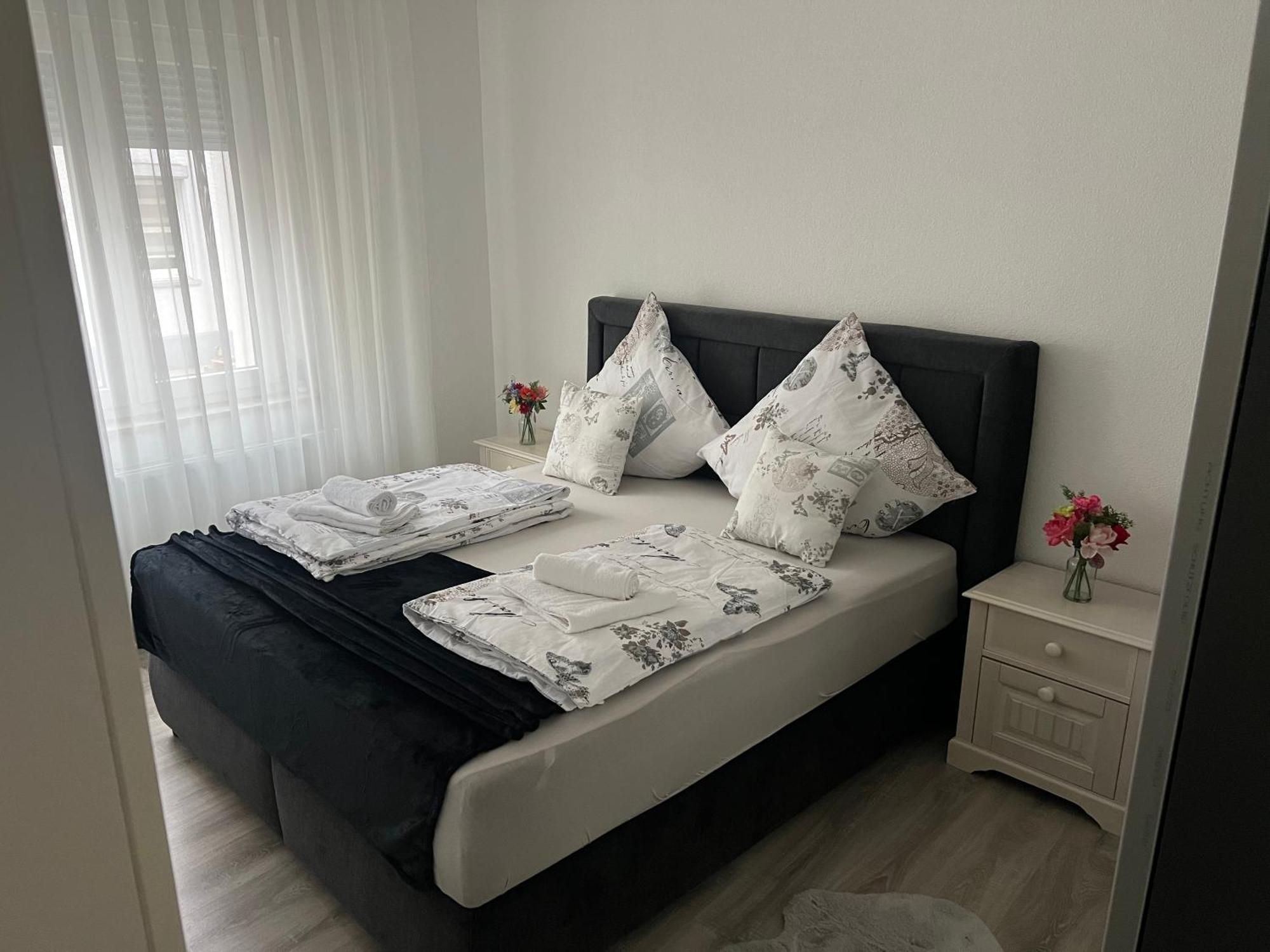 Apartment 1 In Duisburg-Mitte, Altstadt Bagian luar foto